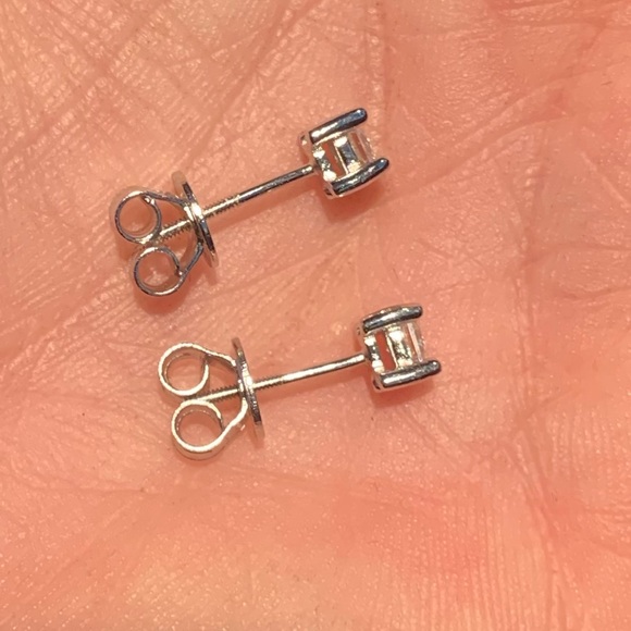 Moissanite Diamond Princess cut Earrings 0.6 cttw, All Inclusive - Picture 5 of 8